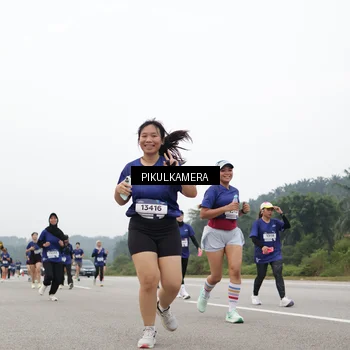 Runner Photo 7431144