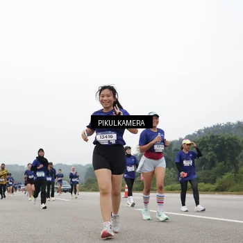Runner Photo 7431147