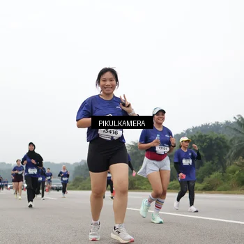 Runner Photo 7431158