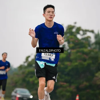 Runner Photo 7431172