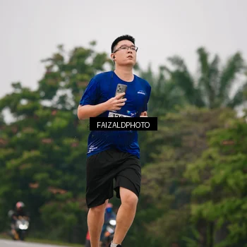 Runner Photo 7431184