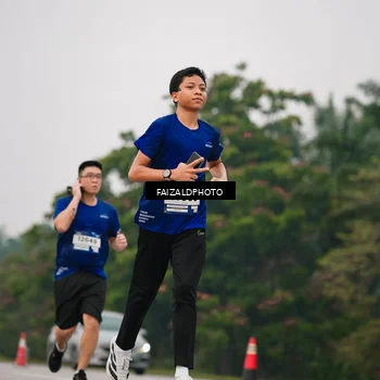 Runner Photo 7431200