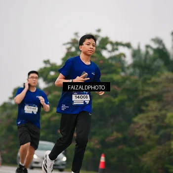 Runner Photo 7431209