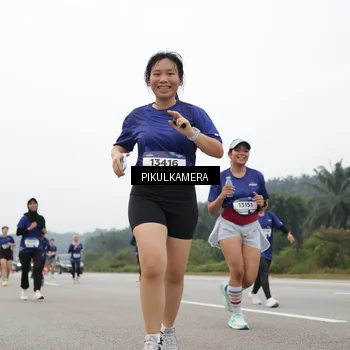 Runner Photo 7431261