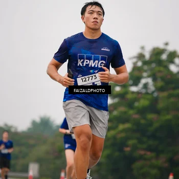 Runner Photo 7431274