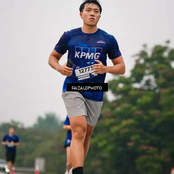 Runner Photo 7431275