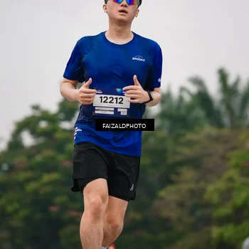 Runner Photo 7431290