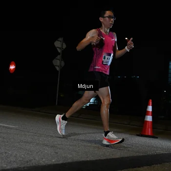 Runner Photo 7431352