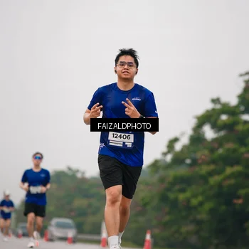 Runner Photo 7431372