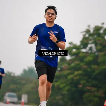 Runner Photo 7431380