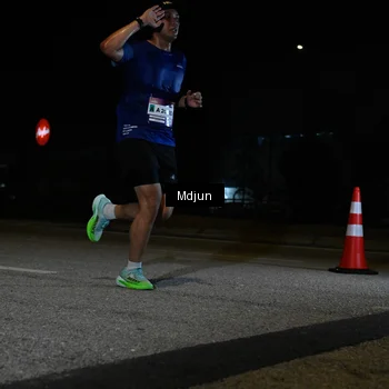 Runner Photo 7431427