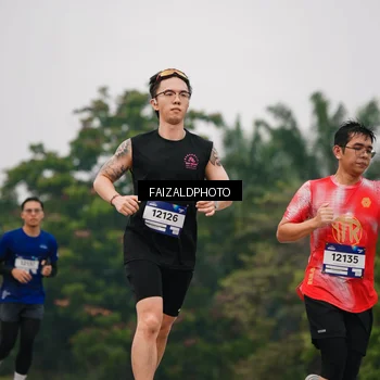 Runner Photo 7431554