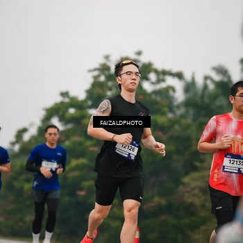 Runner Photo 7431573