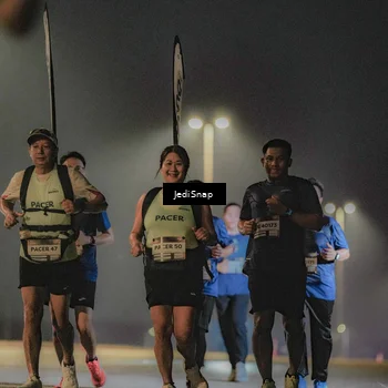 Runner Photo 7431577