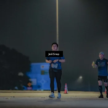 Runner Photo 7431584
