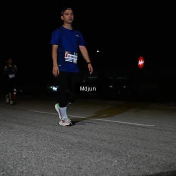 Runner Photo 7431604