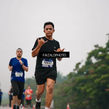 Runner Photo 7431648