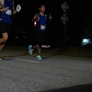 Runner Photo 7431649