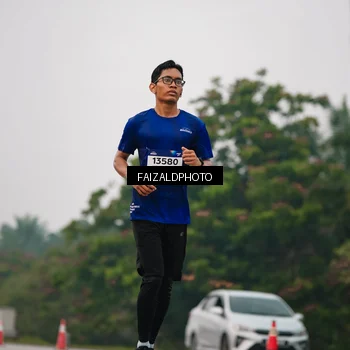 Runner Photo 7431664