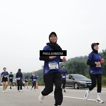 Runner Photo 7431672