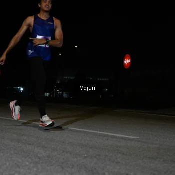 Runner Photo 7431677