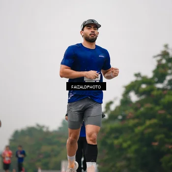 Runner Photo 7431689