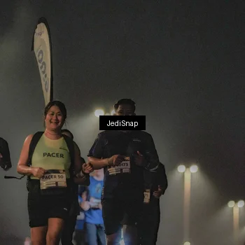 Runner Photo 7431704