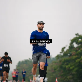 Runner Photo 7431705