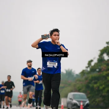 Runner Photo 7431719