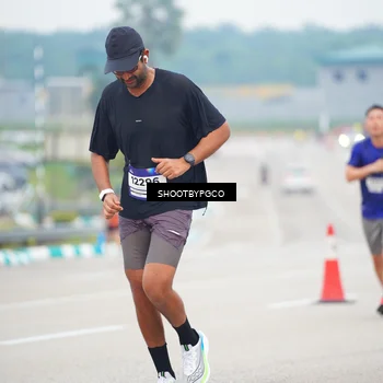 Runner Photo 7431730