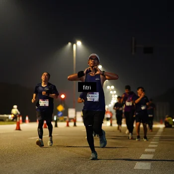 Runner Photo 7431756