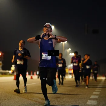 Runner Photo 7431771