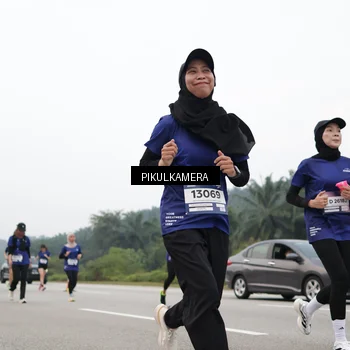 Runner Photo 7431777
