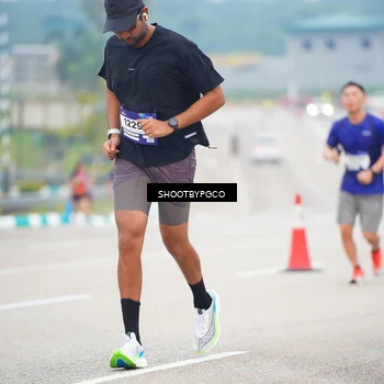Runner Photo 7431791