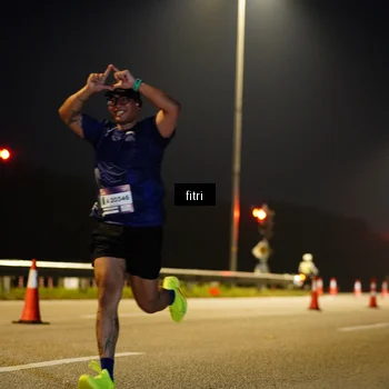 Runner Photo 7431792
