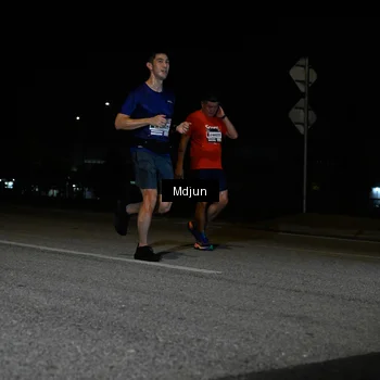 Runner Photo 7431810