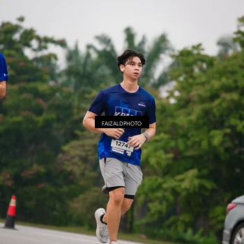 Runner Photo 7431816