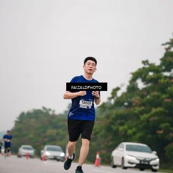 Runner Photo 7431824