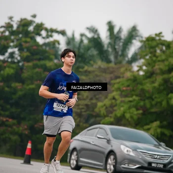 Runner Photo 7431844