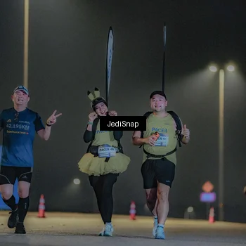 Runner Photo 7431862