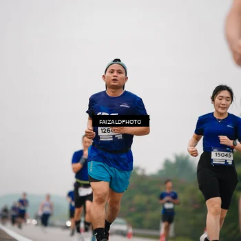 Runner Photo 7431945