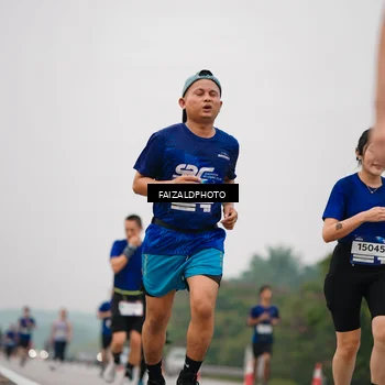 Runner Photo 7431947