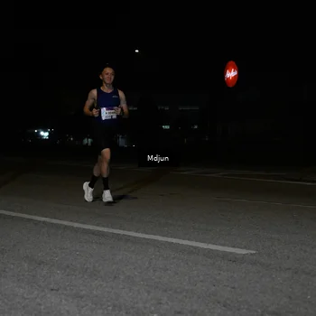 Runner Photo 7432000