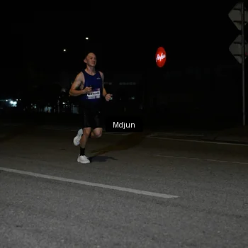 Runner Photo 7432023