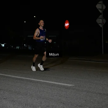 Runner Photo 7432024