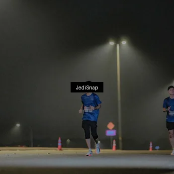 Runner Photo 7432025