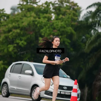 Runner Photo 7432027