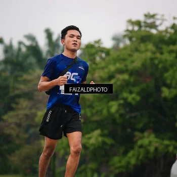 Runner Photo 7432032