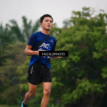 Runner Photo 7432033