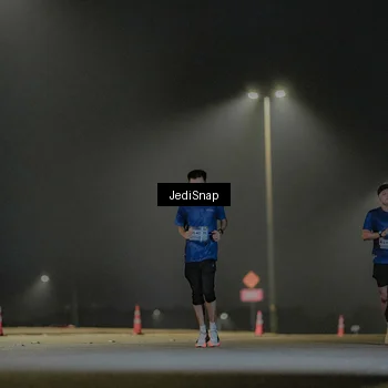 Runner Photo 7432035